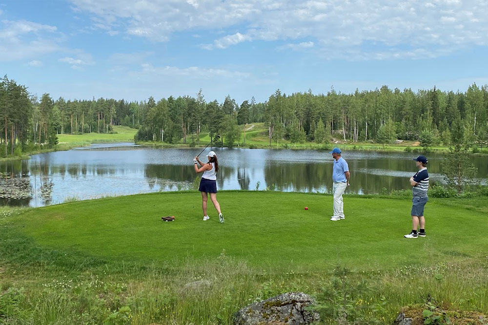 Lakeside Golf